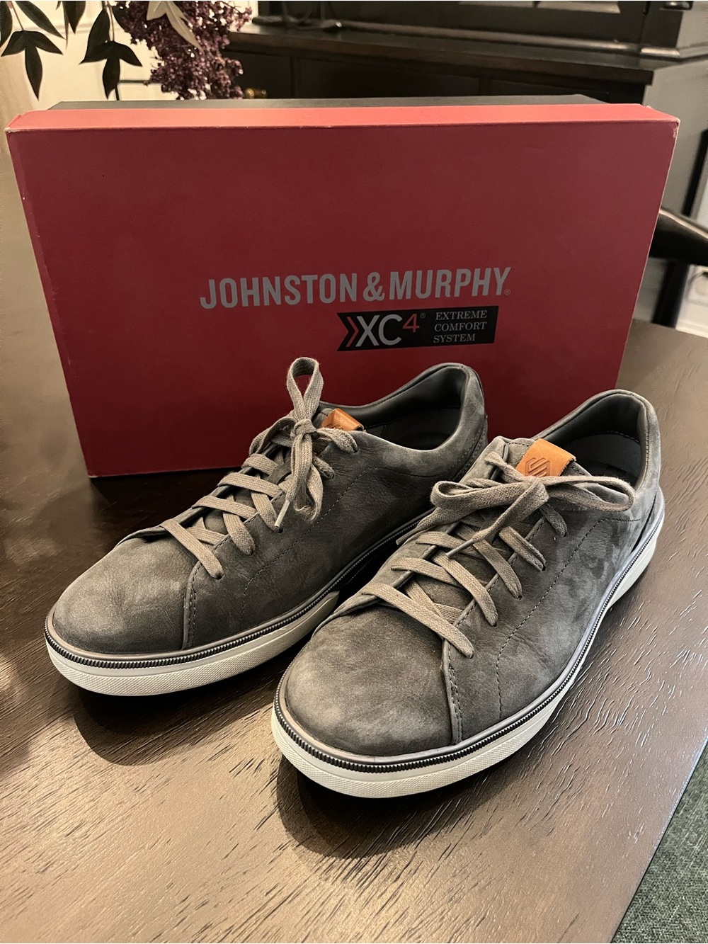 Johnston & Murphy Men’s Gray Suede Lace-Up Sneakers